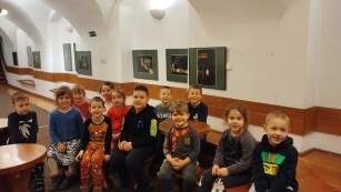 zdjęcie grupowe dzieci w Domu Kultury